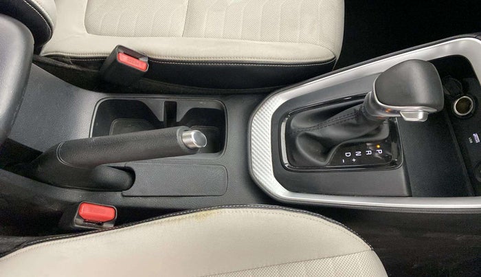2022 KIA SONET HTX 1.5 AT, Diesel, Automatic, 69,252 km, Gear Lever