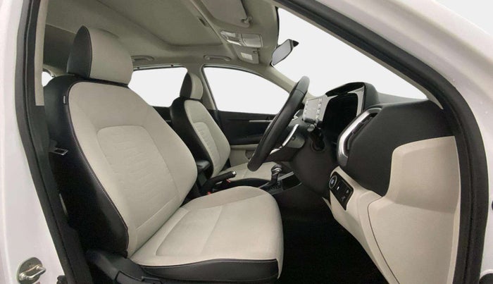 2022 KIA SONET HTX 1.5 AT, Diesel, Automatic, 69,252 km, Right Side Front Door Cabin