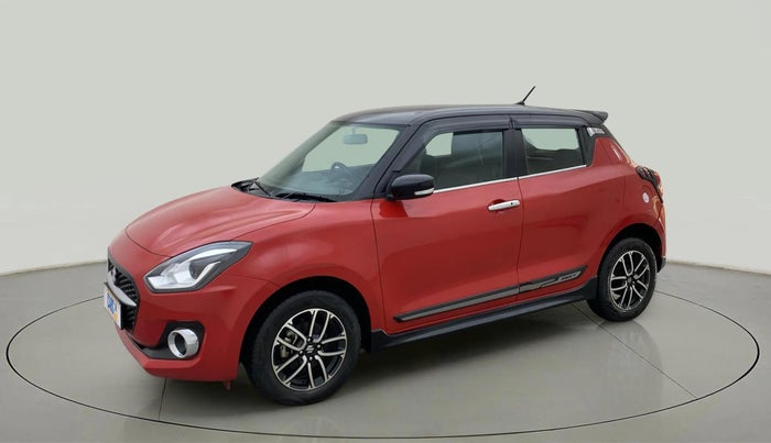 2023 Maruti Swift ZXI PLUS AMT DUAL TONE, Petrol, Automatic, 17,840 km, Left Front Diagonal