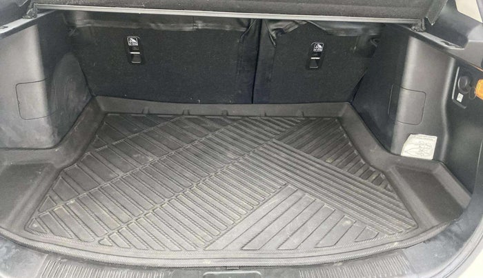 2022 Maruti S Cross ZETA AT 1.5, Petrol, Automatic, 45,432 km, Boot Open Zoomed View