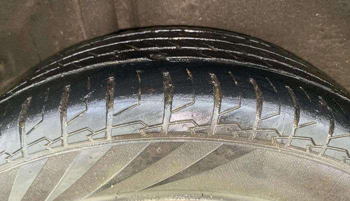 2022 Maruti S Cross ZETA AT 1.5, Petrol, Automatic, 45,432 km, Right Rear Tyre Tread