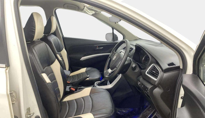 2022 Maruti S Cross ZETA AT 1.5, Petrol, Automatic, 45,432 km, Right Side Front Door Cabin