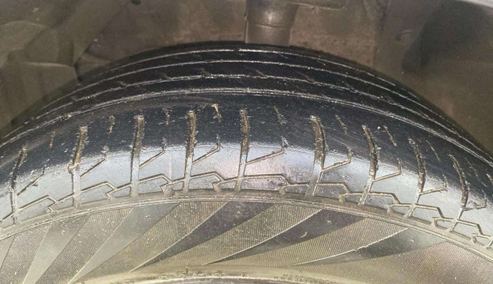 2022 Maruti S Cross ZETA AT 1.5, Petrol, Automatic, 45,432 km, Left Front Tyre Tread