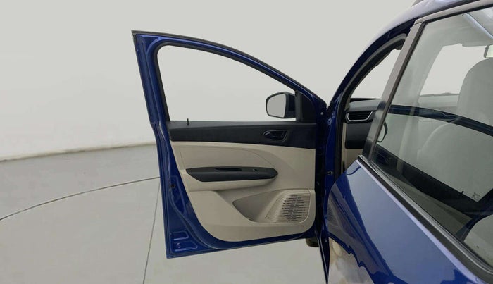 2021 Renault TRIBER RXT, Petrol, Manual, 55,363 km, LHS Front Door