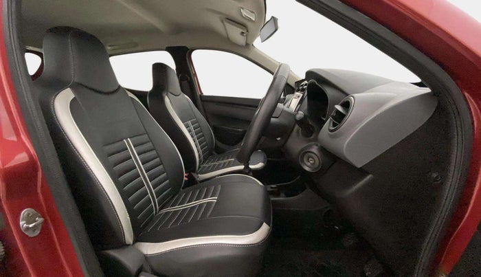 2017 Renault Kwid RXT 1.0 (O), Petrol, Manual, 71,623 km, Right Side Front Door Cabin