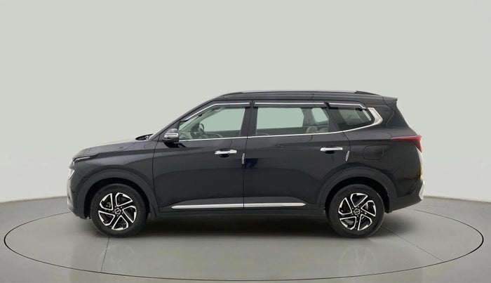 2022 KIA CARENS LUXURY PLUS 1.4 PETROL 7 STR, Petrol, Manual, 28,902 km, Left Side