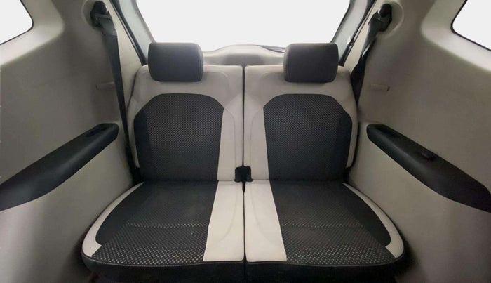 2022 KIA CARENS LUXURY PLUS 1.4 PETROL 7 STR, Petrol, Manual, 28,902 km, Third Seat Row ( optional )