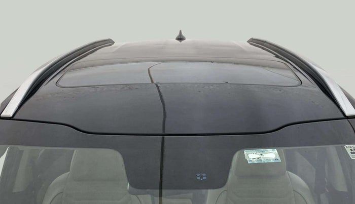 2022 KIA CARENS LUXURY PLUS 1.4 PETROL 7 STR, Petrol, Manual, 28,902 km, Moonroof/ Sunroof