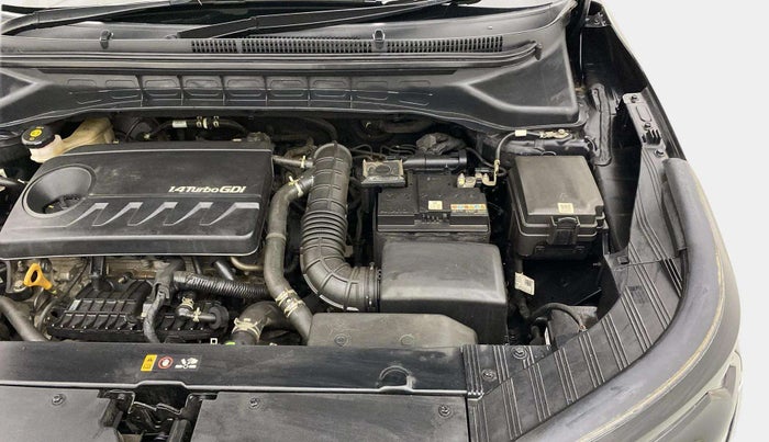 2022 KIA CARENS LUXURY PLUS 1.4 PETROL 7 STR, Petrol, Manual, 28,902 km, Engine View - Left