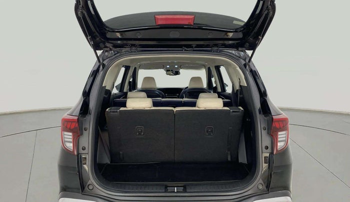 2022 KIA CARENS LUXURY PLUS 1.4 PETROL 7 STR, Petrol, Manual, 28,902 km, Boot Open Zoomed View
