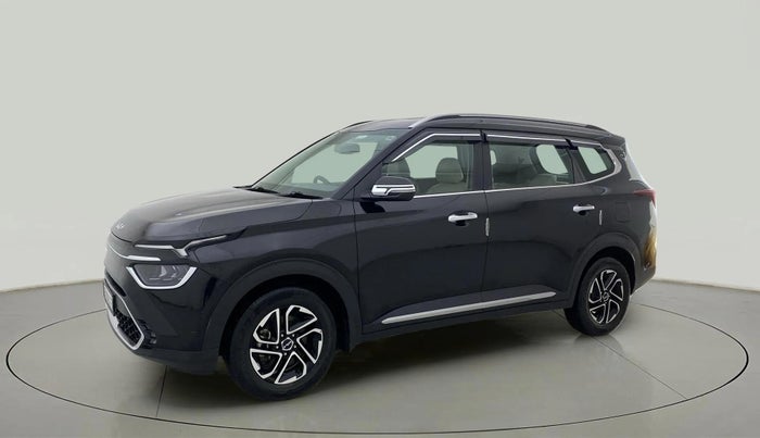2022 KIA CARENS LUXURY PLUS 1.4 PETROL 7 STR, Petrol, Manual, 28,902 km, Left Front Diagonal