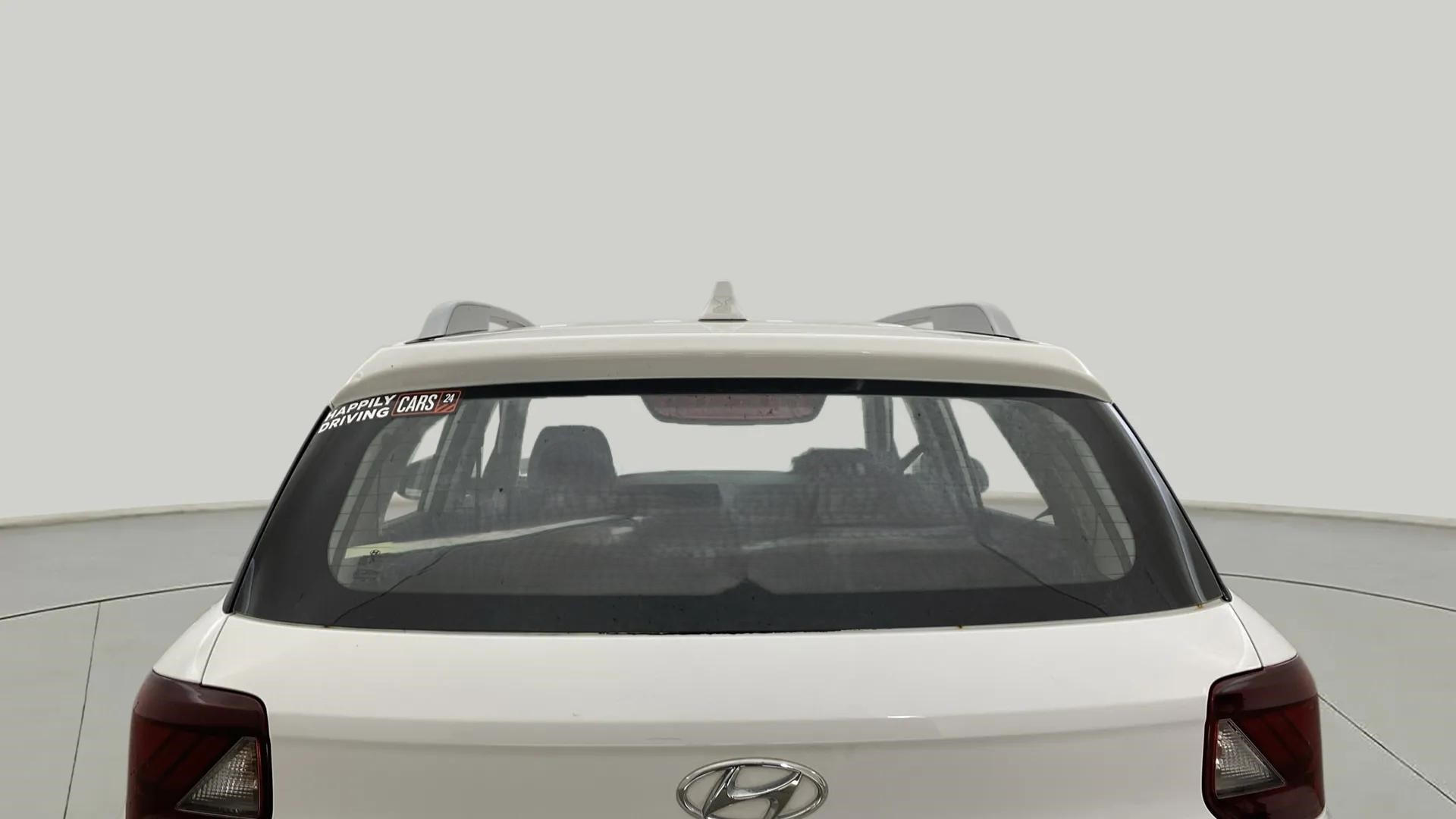 Rear-Windshield---Roof-25