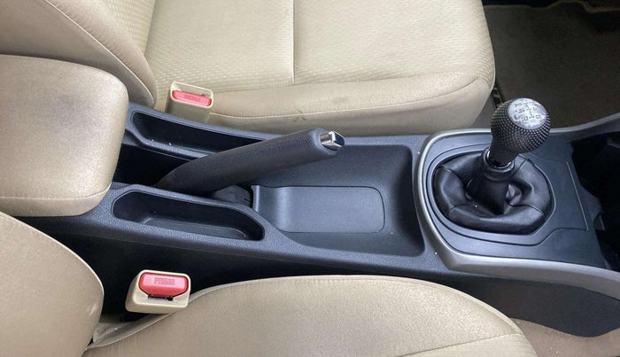 2018 Honda City 1.5L I-VTEC V MT, Petrol, Manual, 24,148 km, Gear Lever
