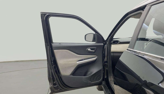 2022 Nissan MAGNITE XV TURBO, Petrol, Manual, 46,445 km, LHS Front Door