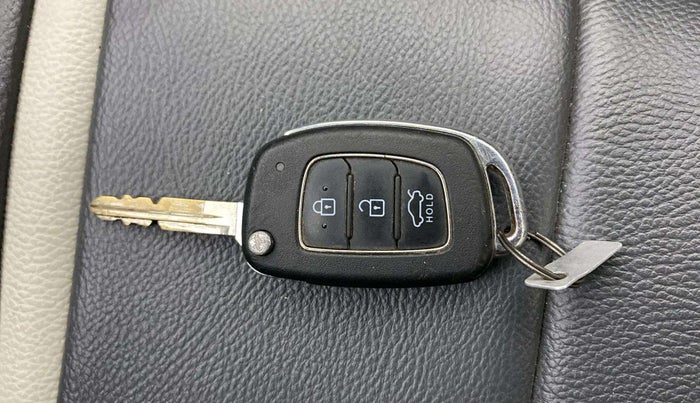 2023 Hyundai GRAND I10 NIOS MAGNA 1.2 KAPPA VTVT, Petrol, Manual, 26,010 km, Key Close Up