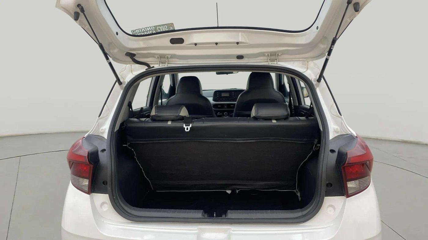2023 Hyundai GRAND I10 NIOS MAGNA 1.2 KAPPA VTVT, Petrol, Manual, 26,119 km, Boot Inside