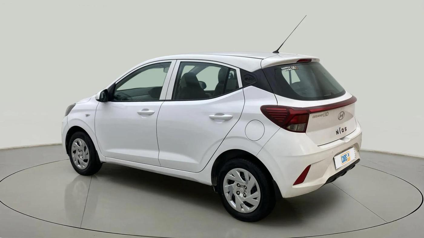 2023 Hyundai GRAND I10 NIOS MAGNA 1.2 KAPPA VTVT, Petrol, Manual, 26,119 km, Left Back Diagonal