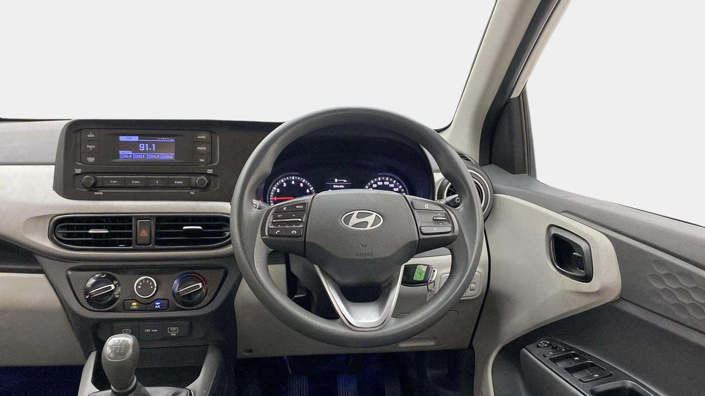 2023 Hyundai GRAND I10 NIOS MAGNA 1.2 KAPPA VTVT, Petrol, Manual, 26,119 km, Steering Wheel Close Up
