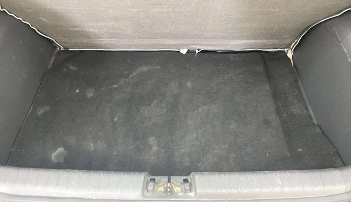 2023 Hyundai GRAND I10 NIOS MAGNA 1.2 KAPPA VTVT, Petrol, Manual, 26,010 km, Boot Open Zoomed View