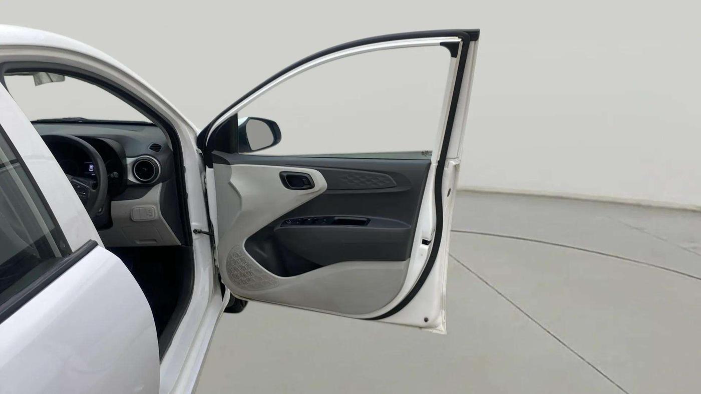 2023 Hyundai GRAND I10 NIOS MAGNA 1.2 KAPPA VTVT, Petrol, Manual, 26,119 km, RHS Front Door