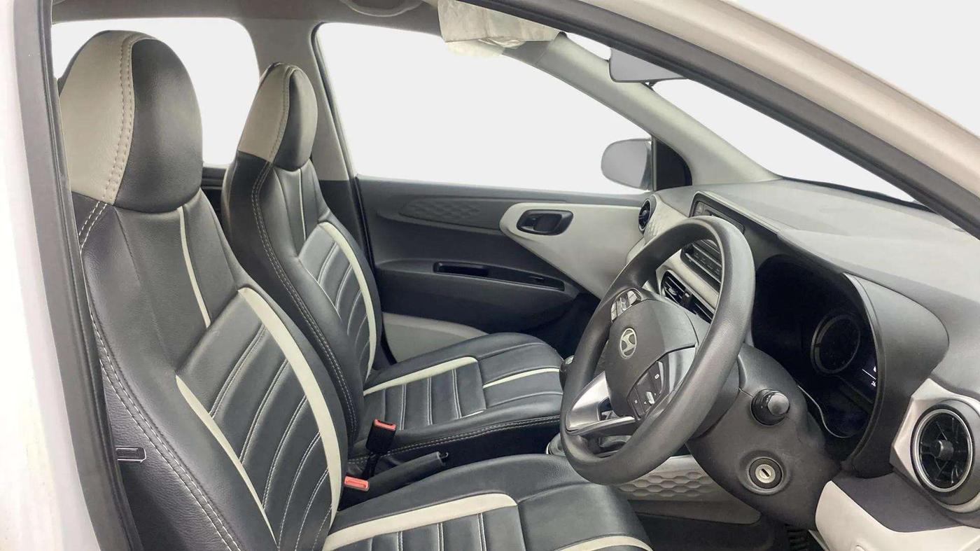 2023 Hyundai GRAND I10 NIOS MAGNA 1.2 KAPPA VTVT, Petrol, Manual, 26,119 km, Right Side Front Door Cabin