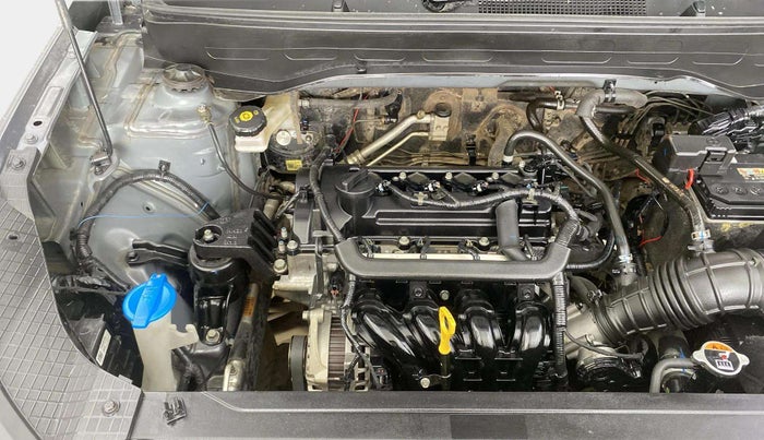 2021 Hyundai VENUE S 1.2, Petrol, Manual, 69,014 km, Engine View - Right