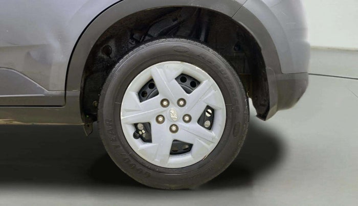 2021 Hyundai VENUE S 1.2, Petrol, Manual, 69,014 km, Left Rear Wheel