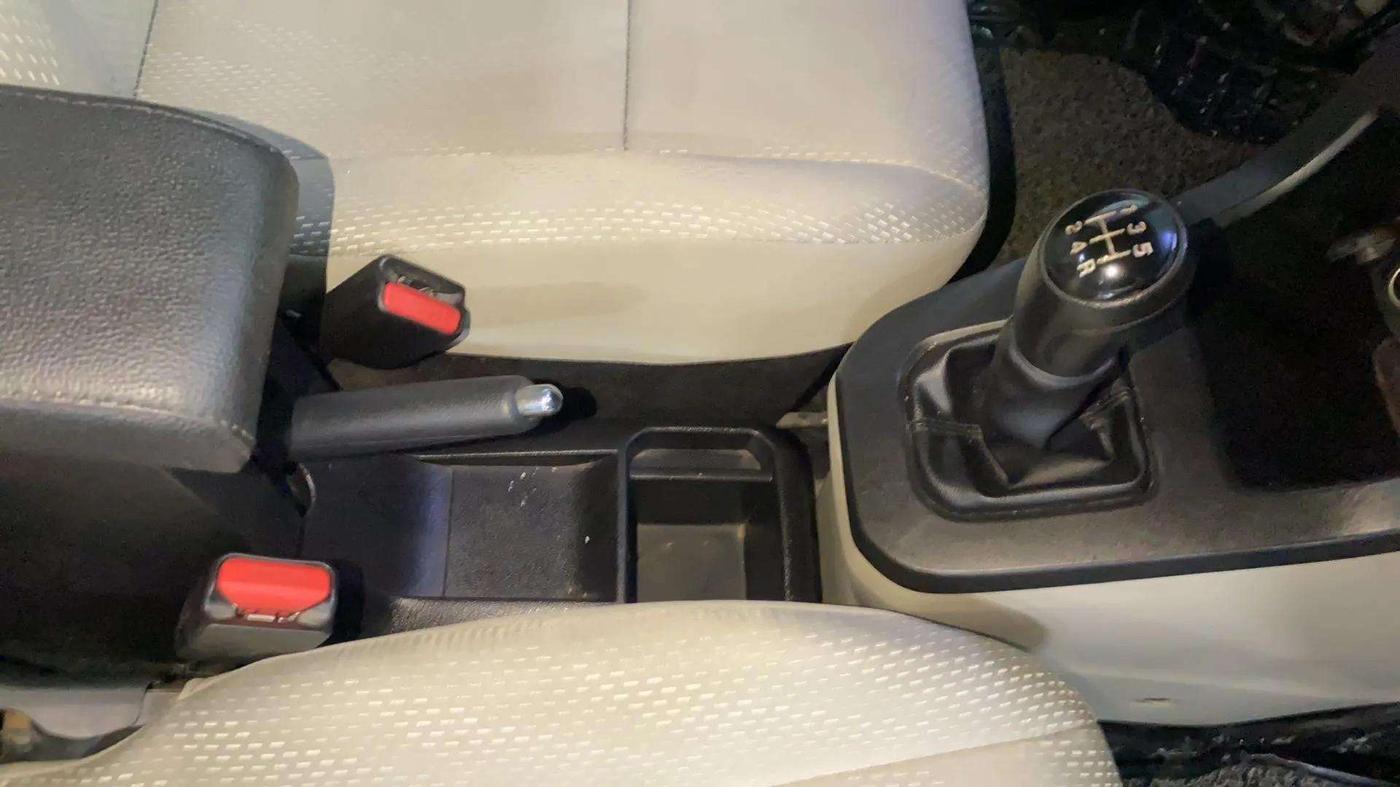 2020 Maruti New Wagon-R VXI 1.2, Petrol, Manual, 42,070 km, Gear Lever