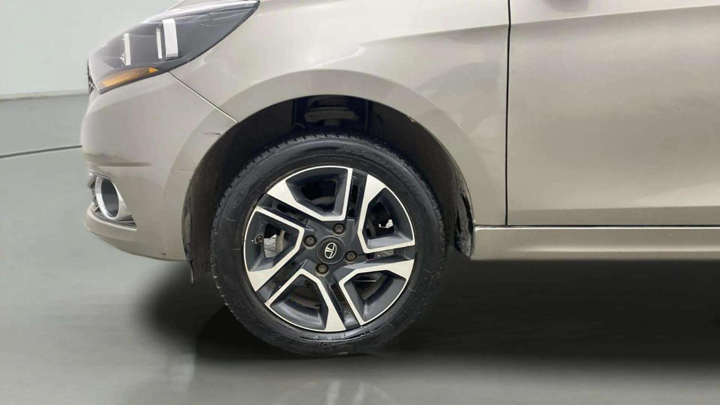 2019 Tata TIGOR XZ PLUS PETROL, Petrol, Manual, 23,649 km, Left Front Wheel