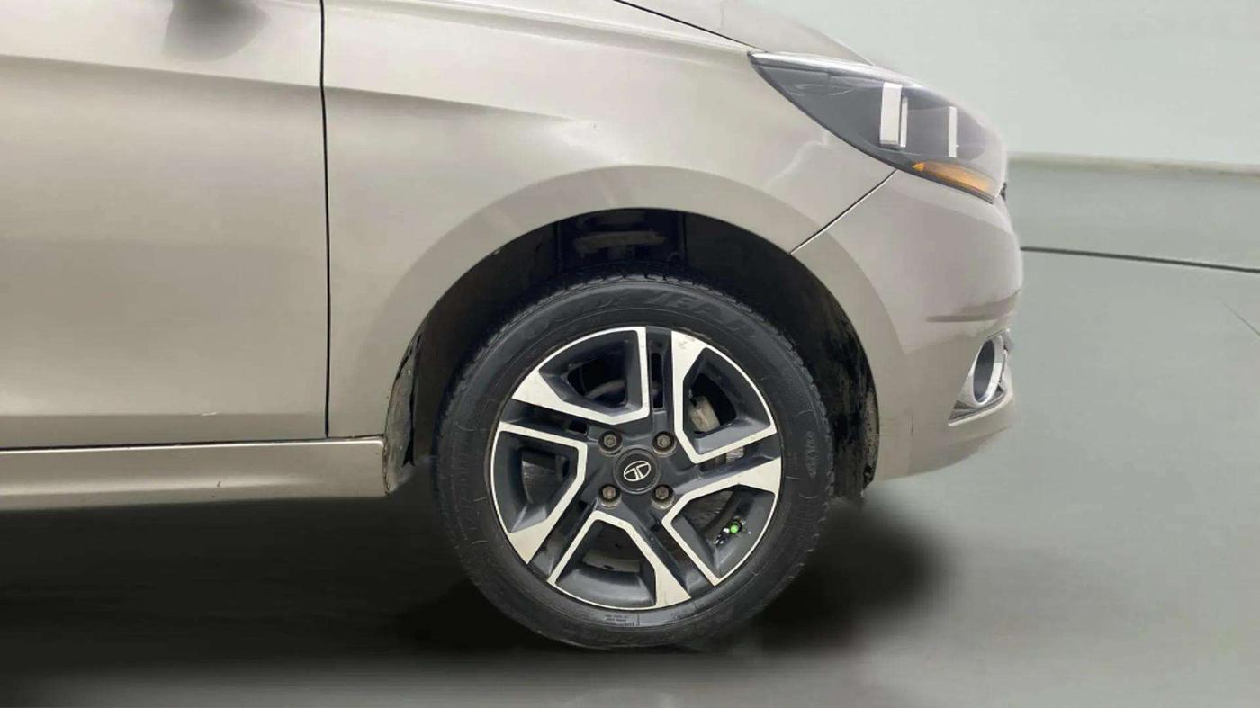 2019 Tata TIGOR XZ PLUS PETROL, Petrol, Manual, 23,649 km, Right Front Wheel