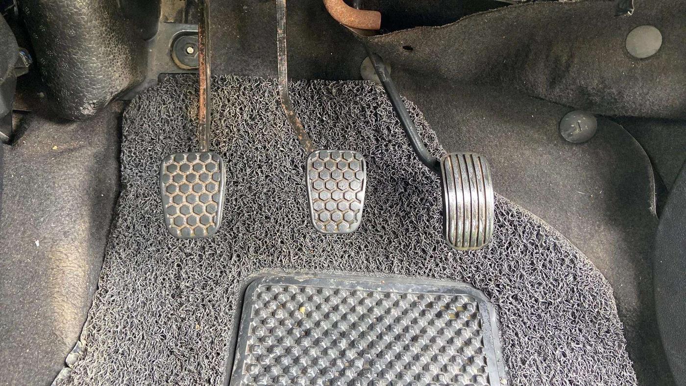 2020 Tata Tiago XZ PLUS PETROL, Petrol, Manual, 42,074 km, Pedals