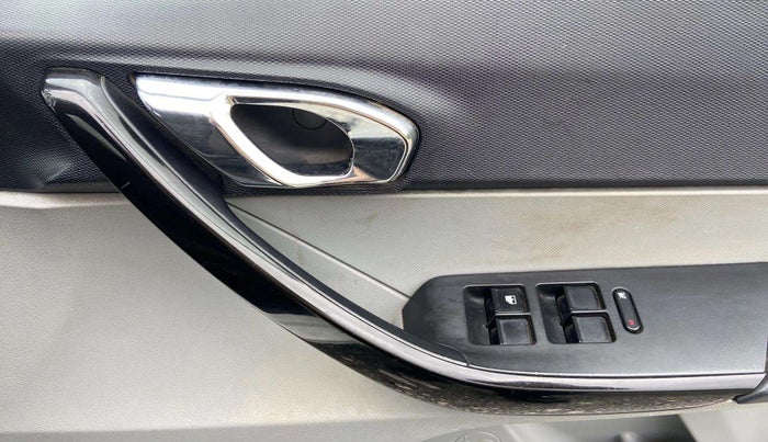 2020 Tata Tiago XZ PLUS PETROL, Petrol, Manual, 42,029 km, Driver Side Door Panels Control