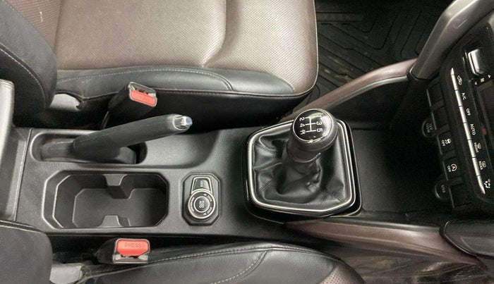 2023 Maruti Grand Vitara ALPHA SMART HYBRID ALLGRIP, Petrol, Manual, 77,233 km, Gear Lever