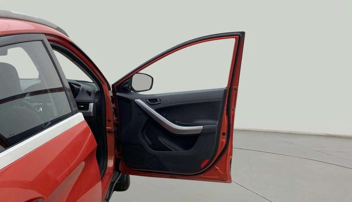 2020 Tata NEXON XMA PETROL, Petrol, Automatic, 70,412 km, RHS Front Door