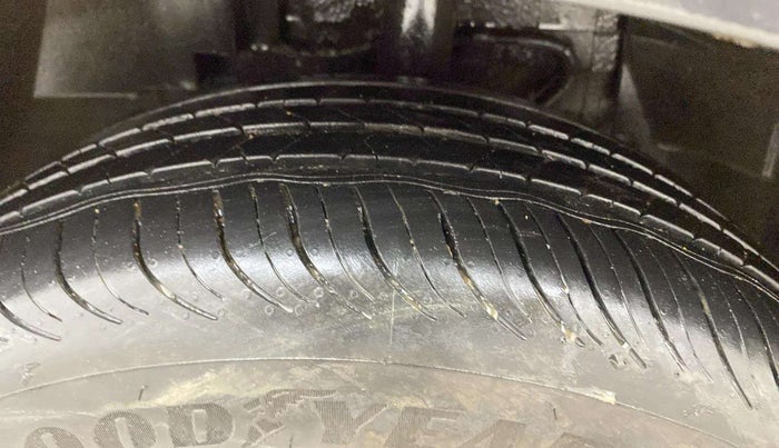 2020 Tata NEXON XMA PETROL, Petrol, Automatic, 70,412 km, Left Front Tyre Tread