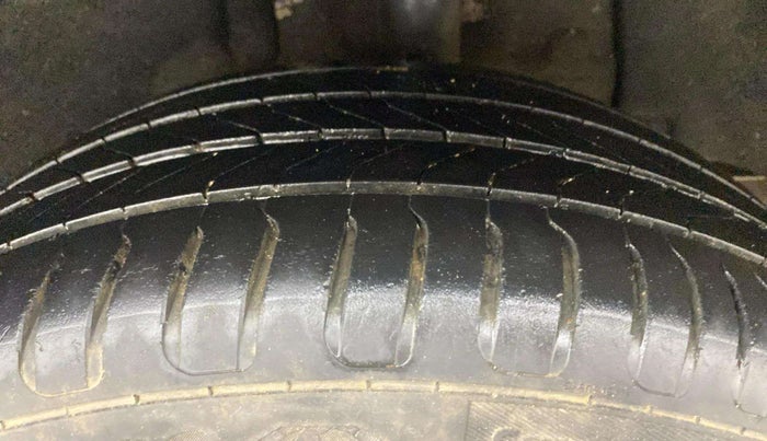 2021 MG ASTOR SAVVY 1.5 CVT, Petrol, Automatic, 45,110 km, Left Rear Tyre Tread