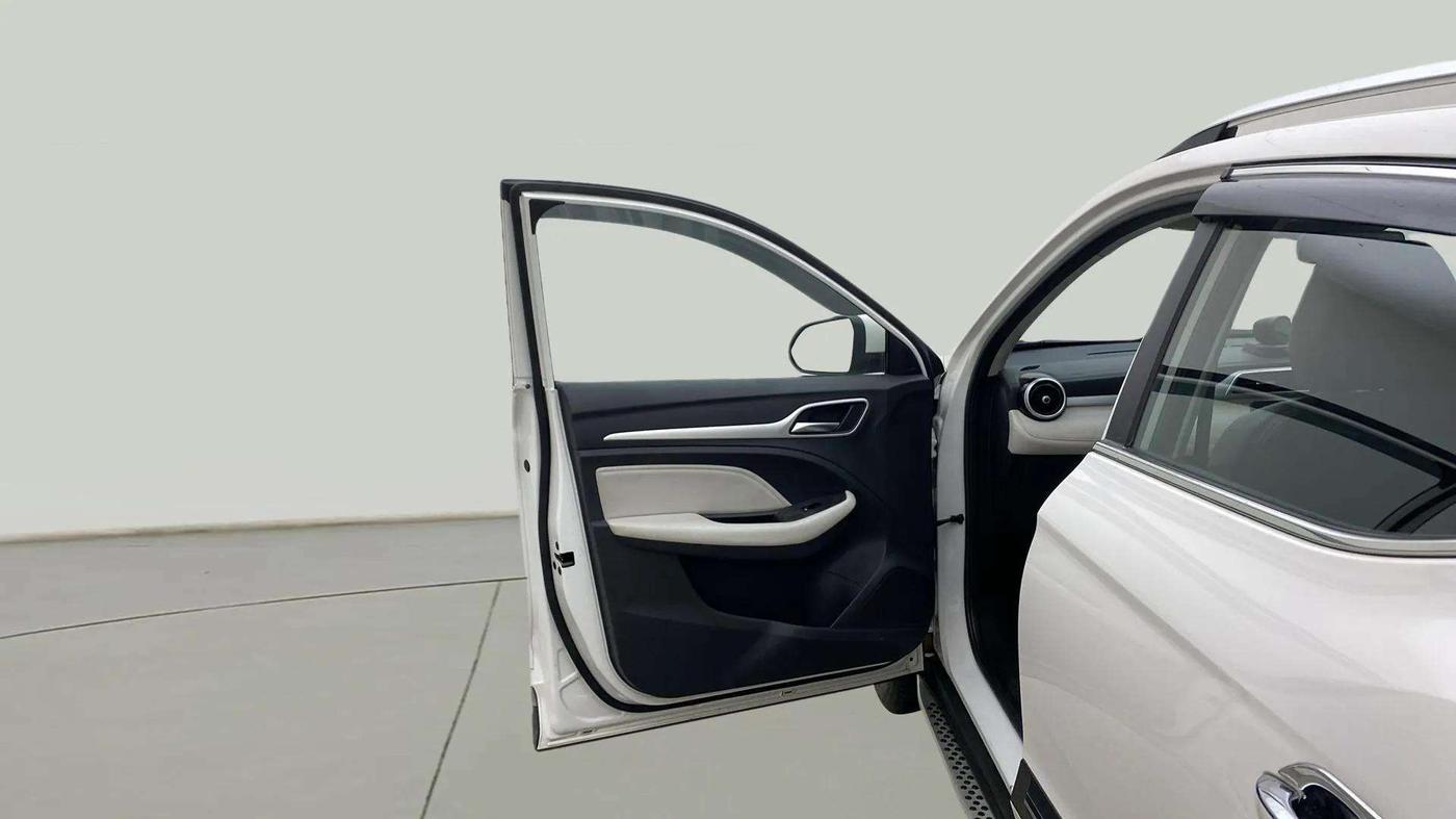 2021 MG ASTOR SAVVY 1.5 CVT, Petrol, Automatic, 45,110 km, LHS Front Door