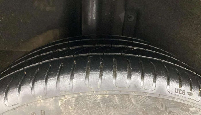 2021 MG ASTOR SAVVY 1.5 CVT, Petrol, Automatic, 45,110 km, Right Rear Tyre Tread