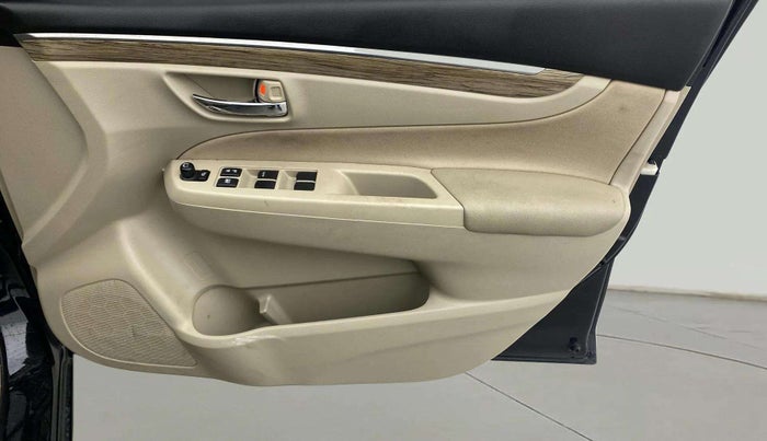2021 Maruti Ciaz ZETA 1.5 SHVS MT PETROL, Petrol, Manual, 28,146 km, Driver Side Door Panels Control