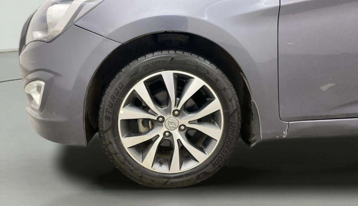 2017 Hyundai Verna 1.6 VTVT SX (O), Petrol, Manual, 1,11,595 km, Left Front Wheel