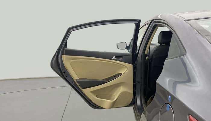 2017 Hyundai Verna 1.6 VTVT SX (O), Petrol, Manual, 1,11,595 km, LHS Rear Door