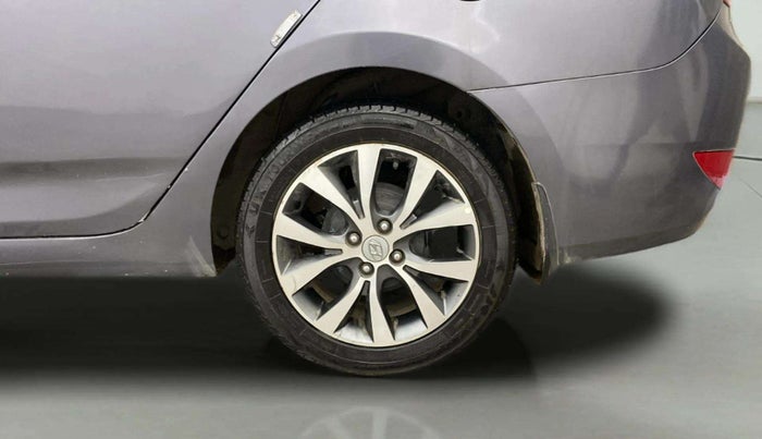 2017 Hyundai Verna 1.6 VTVT SX (O), Petrol, Manual, 1,11,595 km, Left Rear Wheel