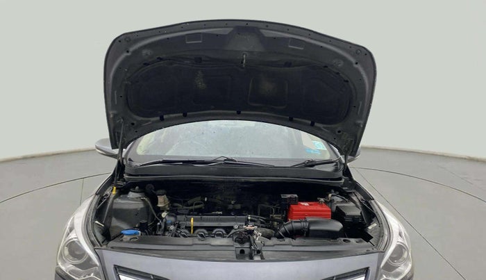 2017 Hyundai Verna 1.6 VTVT SX (O), Petrol, Manual, 1,11,595 km, Open Bonet