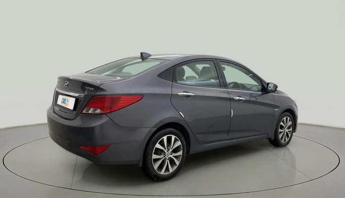 2017 Hyundai Verna 1.6 VTVT SX (O), Petrol, Manual, 1,11,595 km, Right Back Diagonal