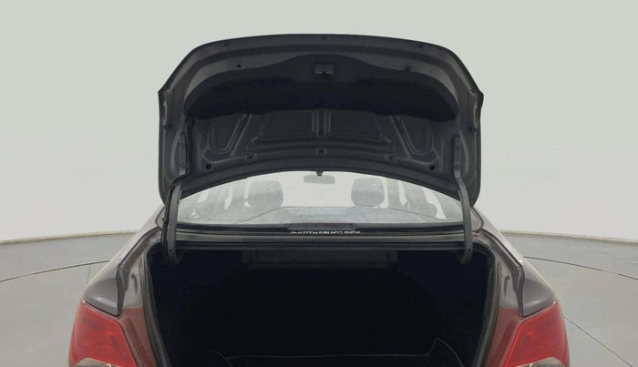 2017 Hyundai Verna 1.6 VTVT SX (O), Petrol, Manual, 1,11,595 km, Boot Door Open