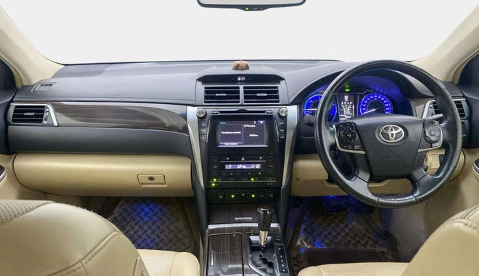 2015 Toyota Camry HYBRID, Hybrid, Automatic, 49,485 km, Dashboard