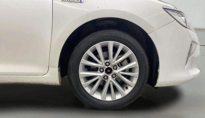 2015 Toyota Camry HYBRID, Hybrid, Automatic, 49,485 km, Right Front Wheel