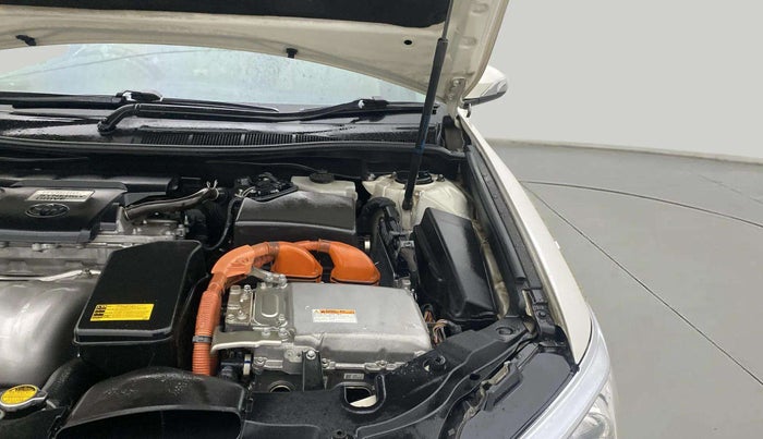 2015 Toyota Camry HYBRID, Hybrid, Automatic, 49,485 km, Engine View - Left