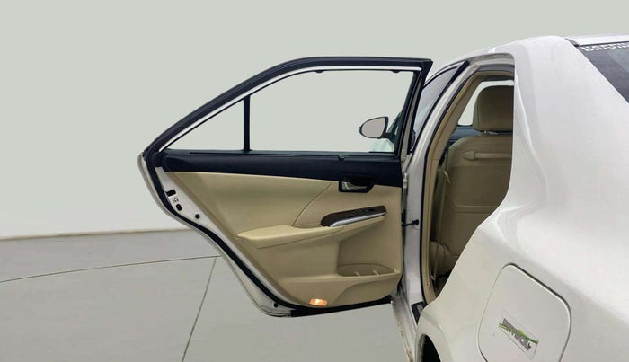 2015 Toyota Camry HYBRID, Hybrid, Automatic, 49,485 km, LHS Rear Door