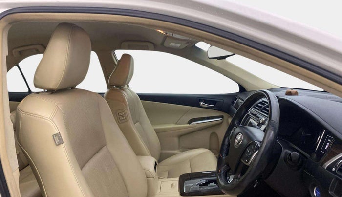 2015 Toyota Camry HYBRID, Hybrid, Automatic, 49,485 km, Right Side Front Door Cabin